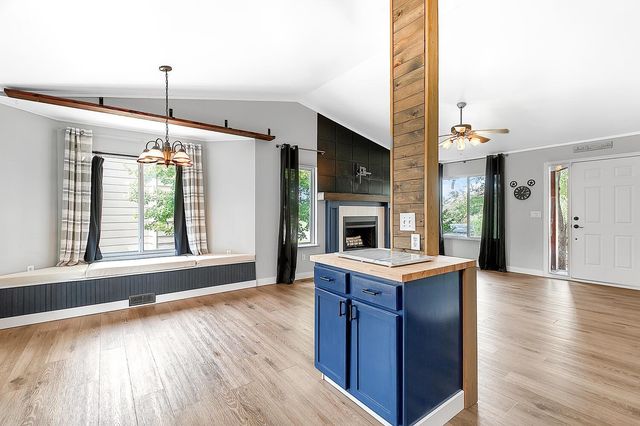 6101 W 34th St N, Wichita, KS 67205