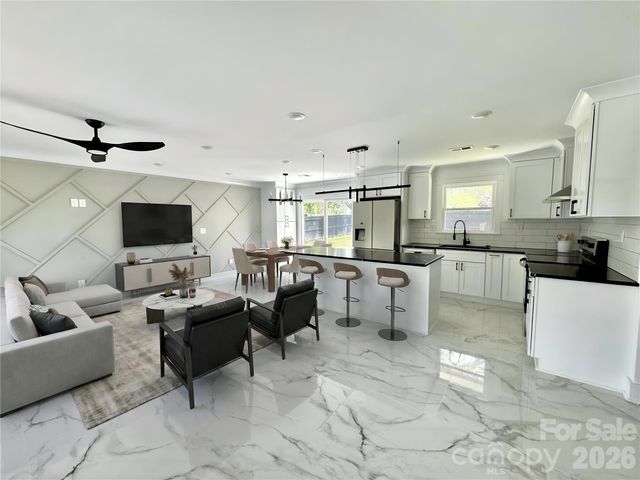 5635 Ruth Drive, Charlotte, NC 28215