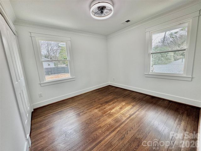 5635 Ruth Drive, Charlotte, NC 28215