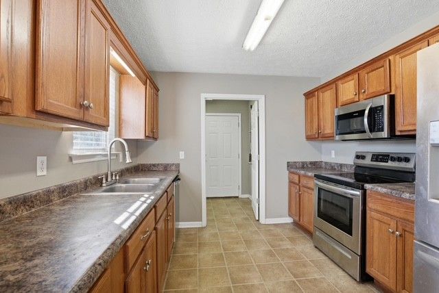 102 Greystone Way, Shelbyville, TN 37160