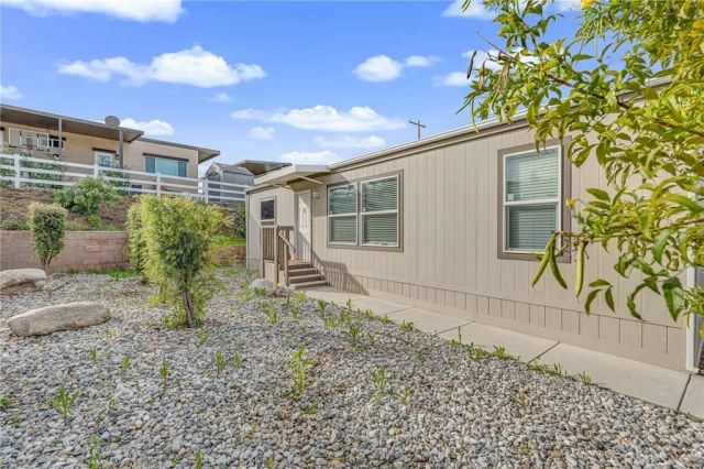 1134 Villa Calimesa 77, Calimesa, CA 92320