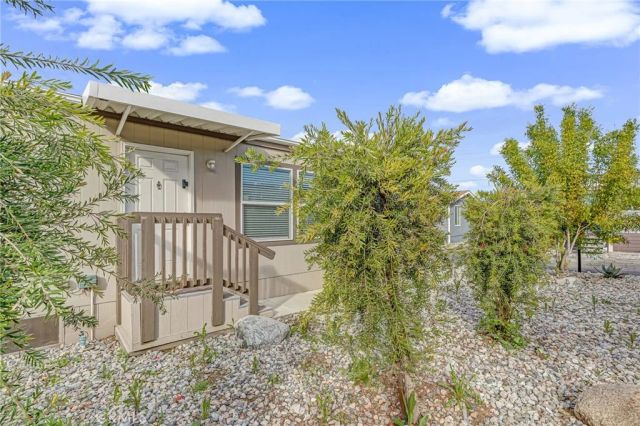 1134 Villa Calimesa 77, Calimesa, CA 92320