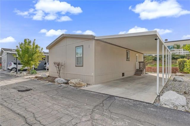 1134 Villa Calimesa 77, Calimesa, CA 92320