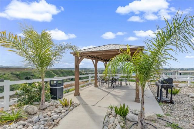 1134 Villa Calimesa 77, Calimesa, CA 92320