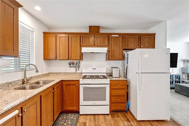 1134 Villa Calimesa 77, Calimesa, CA 92320