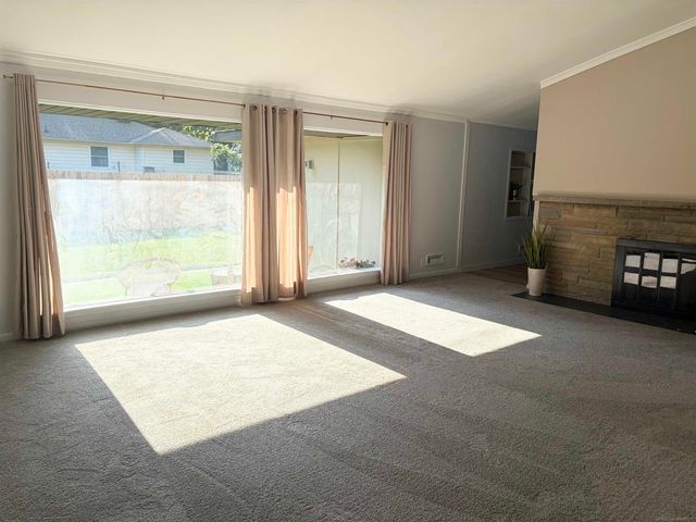 1651 Passolt Street, Saginaw, MI 48638