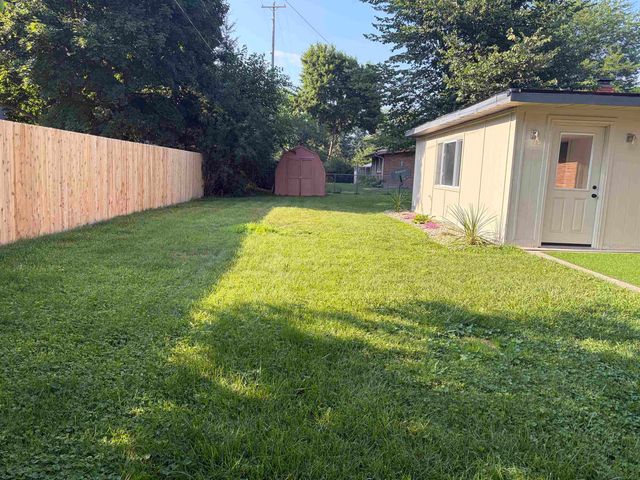 1651 Passolt Street, Saginaw, MI 48638