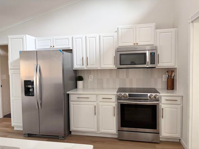 1651 Passolt Street, Saginaw, MI 48638