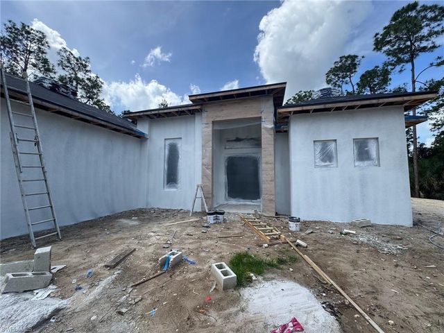 1968 18th AVE NE, Naples, FL 34120
