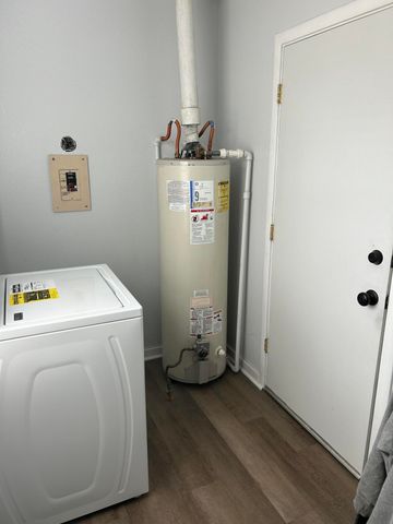 2703 E Goshen Avenue, Visalia, CA 93292