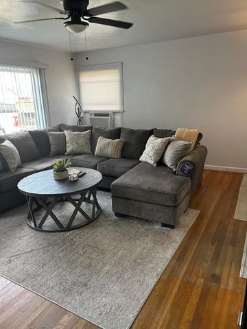 2703 E Goshen Avenue, Visalia, CA 93292