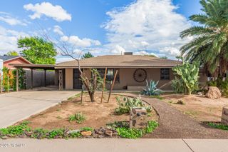 9011 N 3RD Drive, Phoenix, AZ 85021