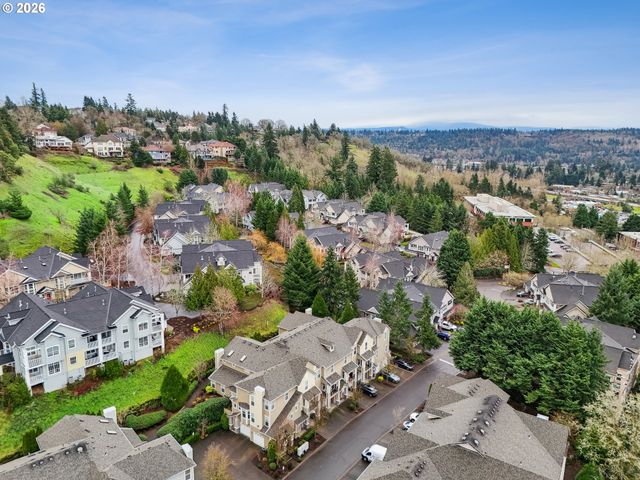 3870 SUMMERLINN Dr, West Linn, OR 97068