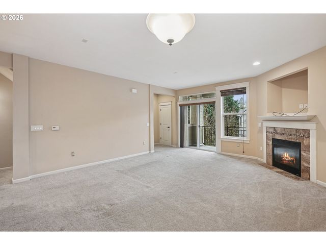 3870 SUMMERLINN Dr, West Linn, OR 97068