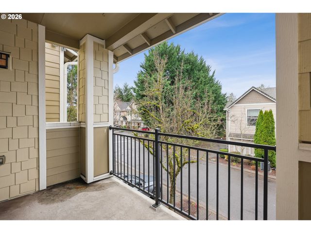 3870 SUMMERLINN Dr, West Linn, OR 97068