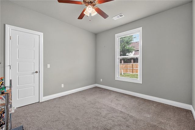 8184 Buona Sera Street, Springdale, AR 72762