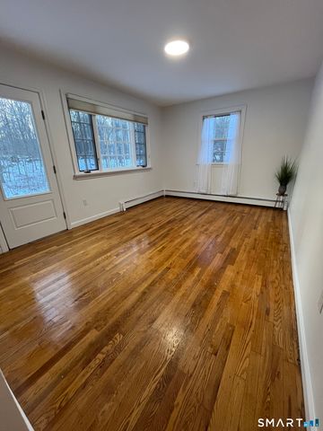 81 Black Rock Turnpike, Redding, CT 06896