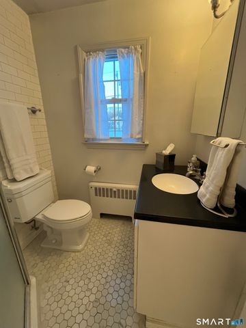 81 Black Rock Turnpike, Redding, CT 06896