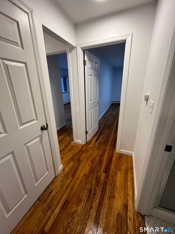 81 Black Rock Turnpike, Redding, CT 06896