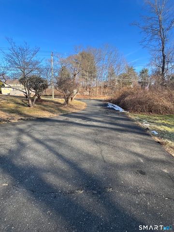 81 Black Rock Turnpike, Redding, CT 06896