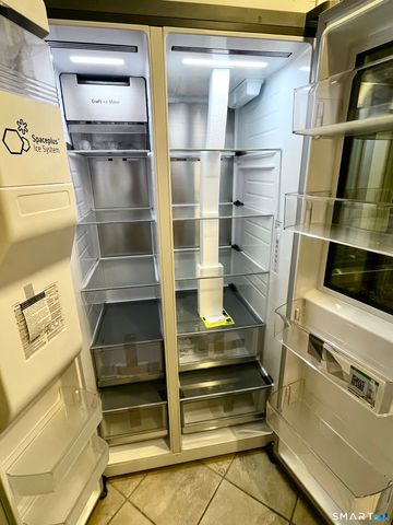 81 Black Rock Turnpike, Redding, CT 06896