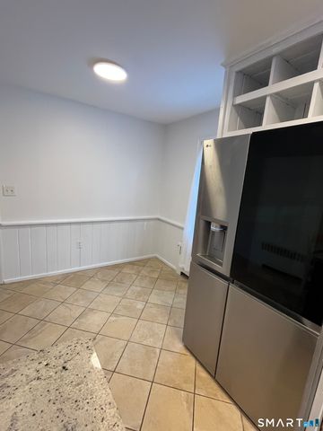 81 Black Rock Turnpike, Redding, CT 06896