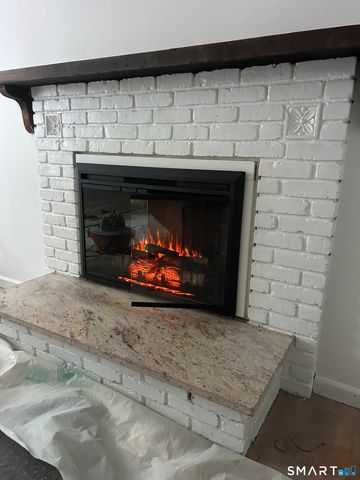 81 Black Rock Turnpike, Redding, CT 06896