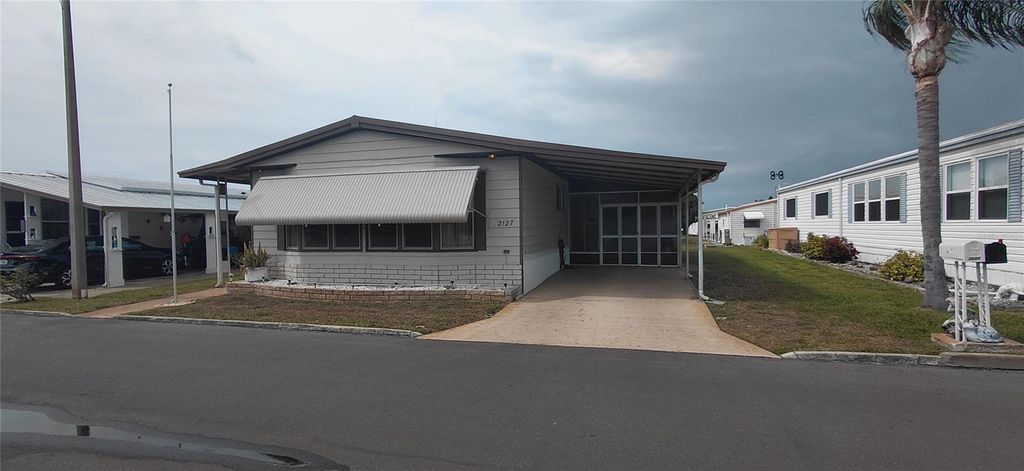 Image 1 of property listing at 2127 OAHU DRIVE, Holiday, FL 34691