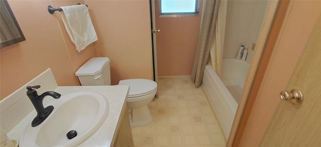 Image 18 of property listing at 2127 OAHU DRIVE, Holiday, FL 34691