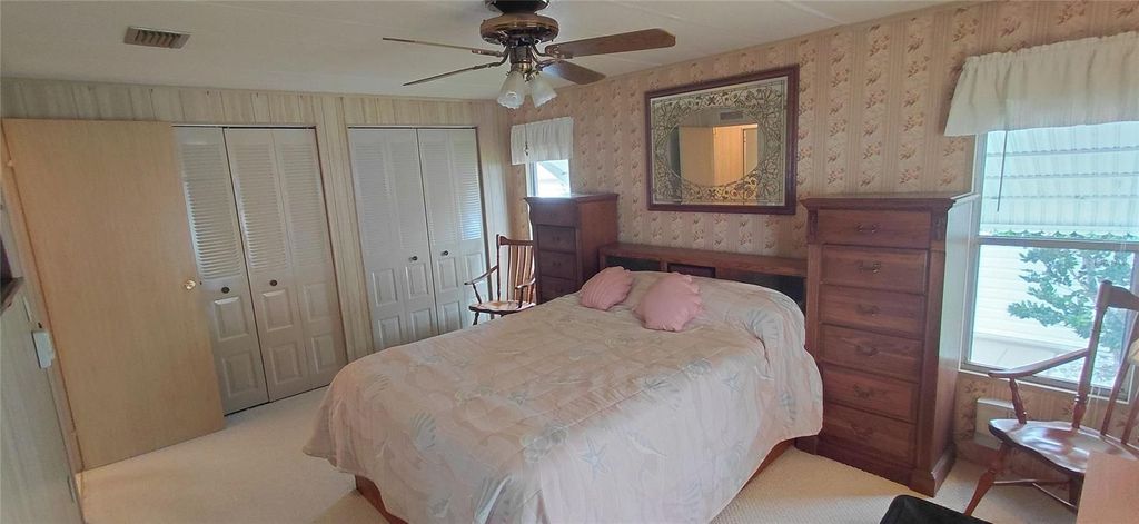 Image 22 of property listing at 2127 OAHU DRIVE, Holiday, FL 34691