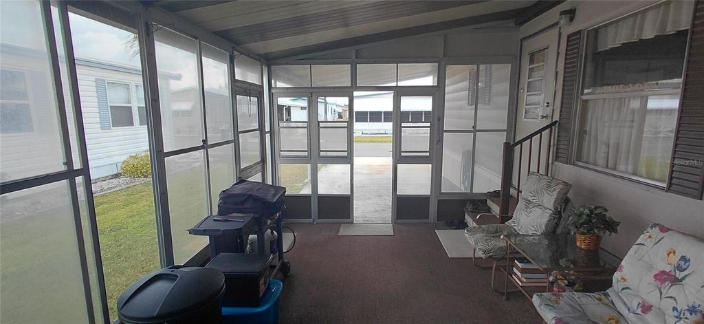 Image 27 of property listing at 2127 OAHU DRIVE, Holiday, FL 34691