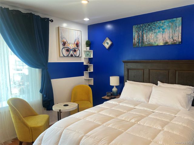 660 Williams Avenue, Brooklyn, NY 11207