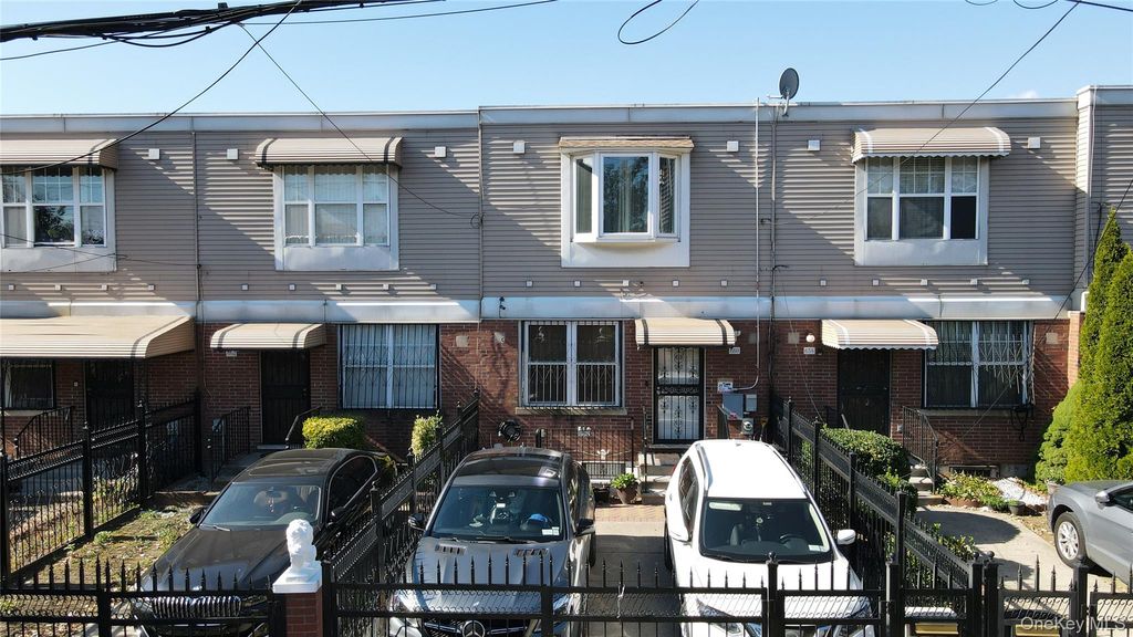 660 Williams Avenue, Brooklyn, NY 11207