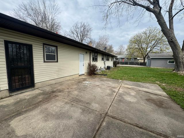 2820 Sherborne Boulevard, Fort Wayne, IN 46805