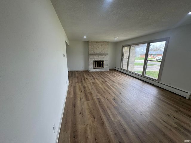 2820 Sherborne Boulevard, Fort Wayne, IN 46805