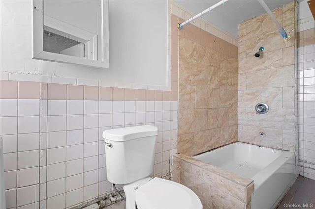 1524 124th Street, College Point, NY 11356