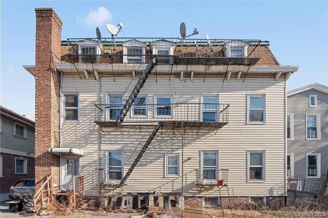 1524 124th Street, College Point, NY 11356