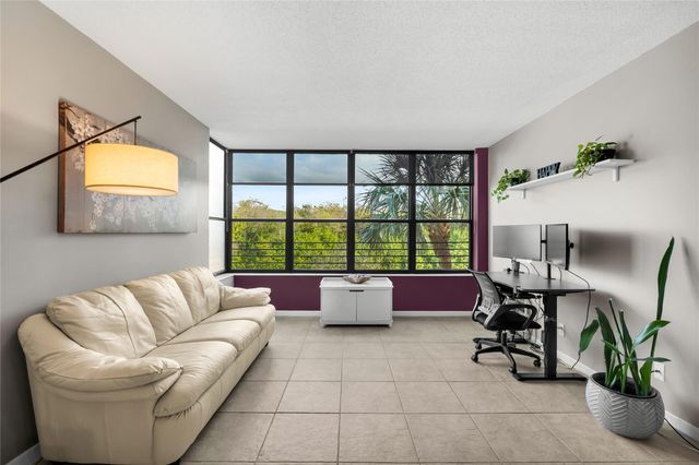 2659 Carambola Circle 303, Coconut Creek, FL 33066