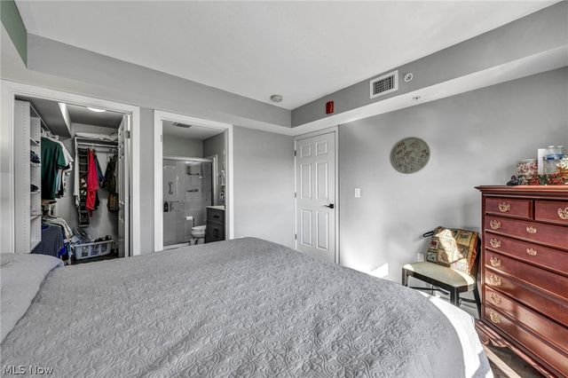 23002 Chandlers Lane, Olmsted Falls, OH 44138