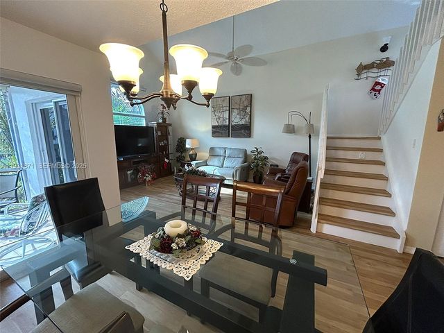 606 SE Trafalgar Ct, Dania Beach, FL 33004