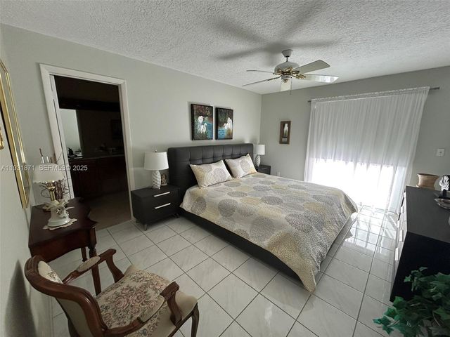 606 SE Trafalgar Ct, Dania Beach, FL 33004