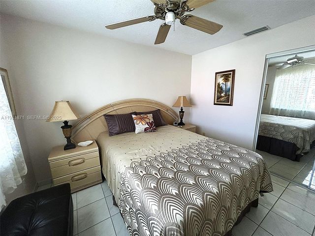 606 SE Trafalgar Ct, Dania Beach, FL 33004