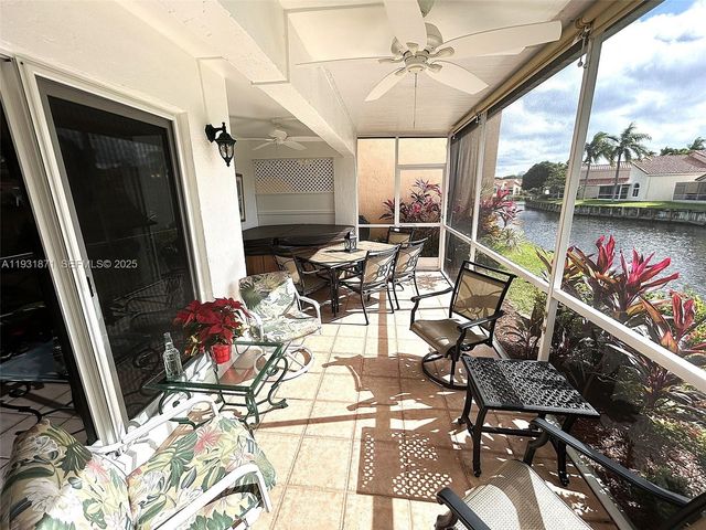 606 SE Trafalgar Ct, Dania Beach, FL 33004