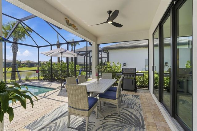 1888 Sierra CT, Naples, FL 34120