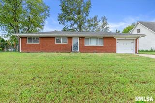 60 MESA Road, Springfield, IL 62702