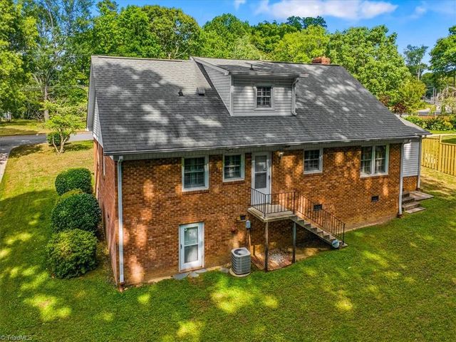 2309 Timberlake Avenue, High Point, NC 27265