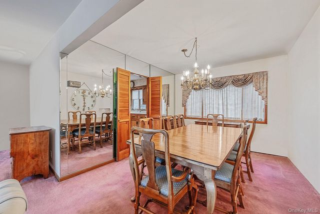 46 Anita Place, Farmingdale, NY 11735