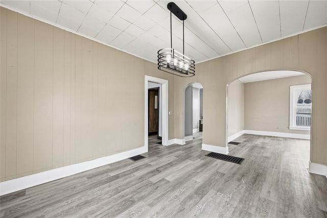 580 9th Street, Marion, IA 52302