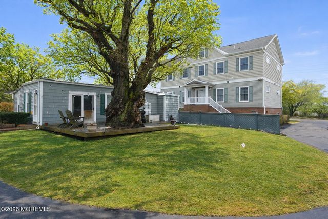 2 Shrewsbury Drive, Rumson, NJ 07760