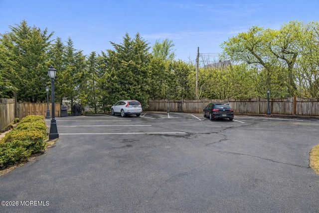 2 Shrewsbury Drive, Rumson, NJ 07760